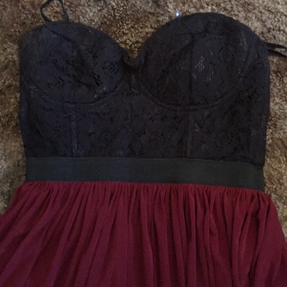 Dress - Picture 2 of 4